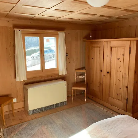 Charmantes Alpen-appartement In Conters, Davos-parsenn Conters im Prattigau